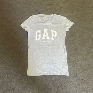 classic gap UAE tshirt